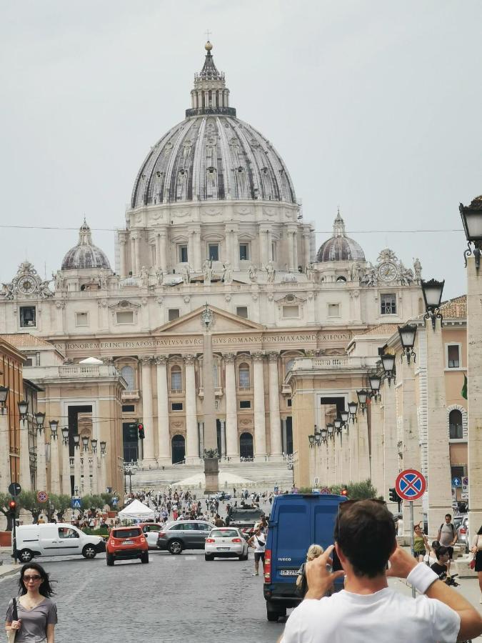 Готель Bella Roma - Ee Екстер'єр фото