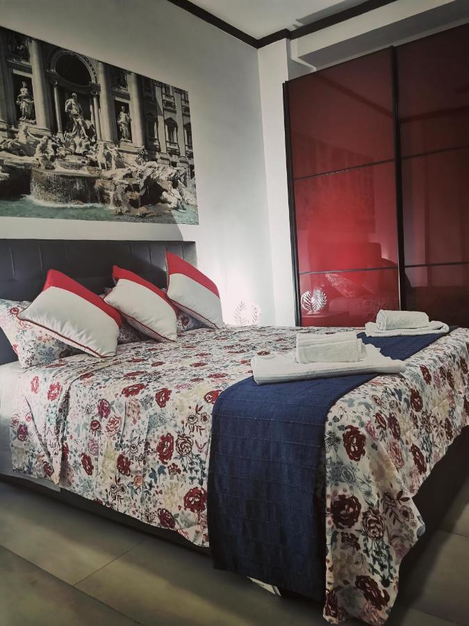 Готель Bella Roma - Ee Екстер'єр фото