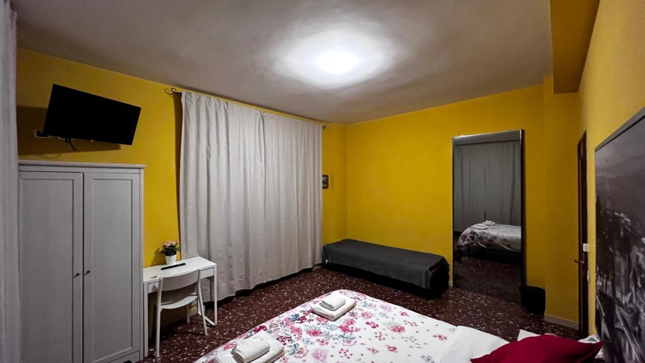 Готель Bella Roma - Ee Екстер'єр фото